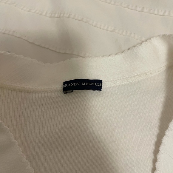 White button up shirt - Picture 3 of 6